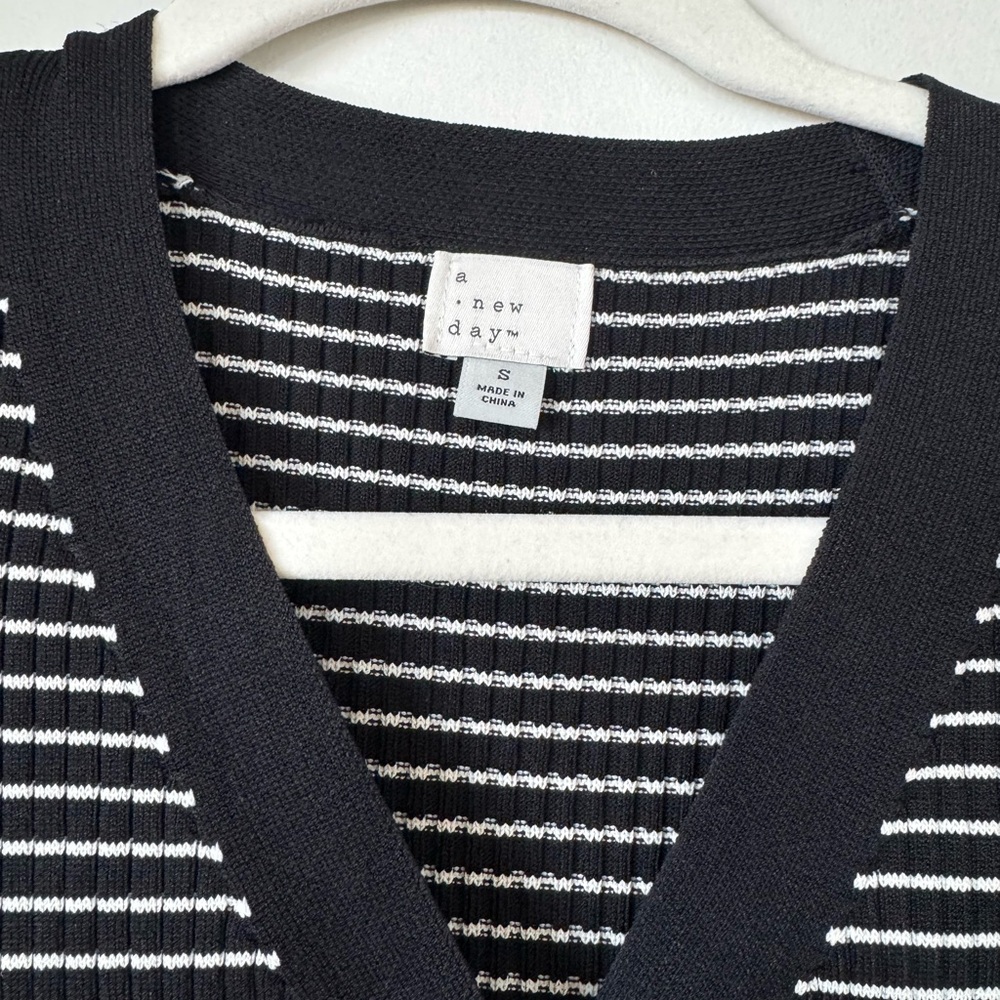 Striped Ribbed Maxi Dress - Picture 2 of 2